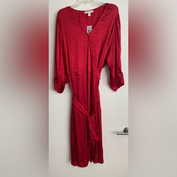 Michael Kors Red Cheetah Jacquard Midi Wrap Dress with 3/4 Sleeves NWT size 3X - Picture 3 of 13